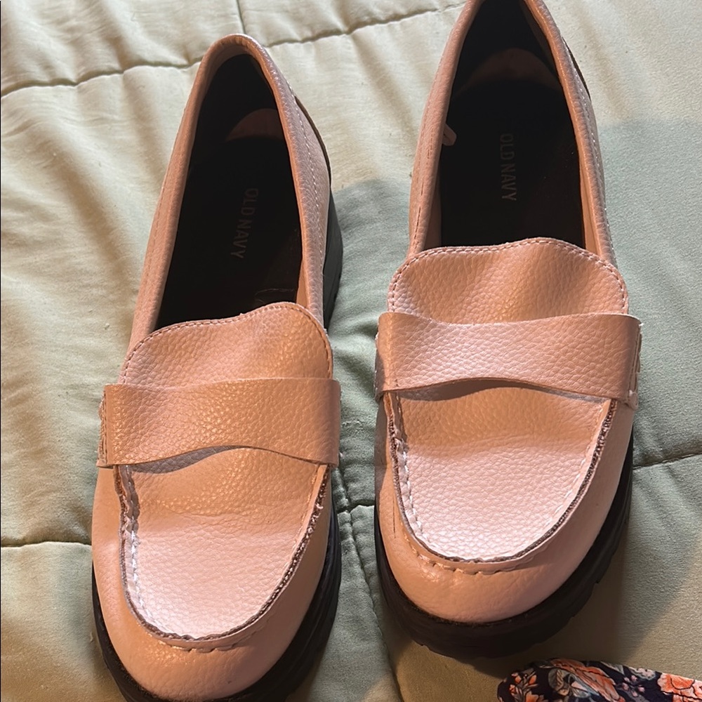 Old Navy Women's White Loafers